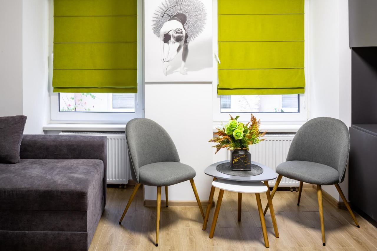 Alfa Apartments Staroevrejska 18 Lviv Bagian luar foto