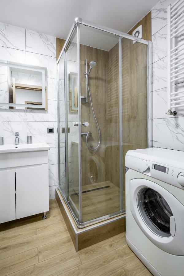 Alfa Apartments Staroevrejska 18 Lviv Bagian luar foto